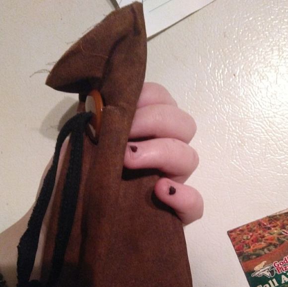 Pouch - Picture 3 of 3